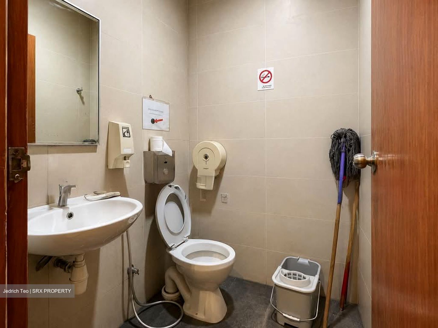 Penhas Road (D8), Retail #593491361